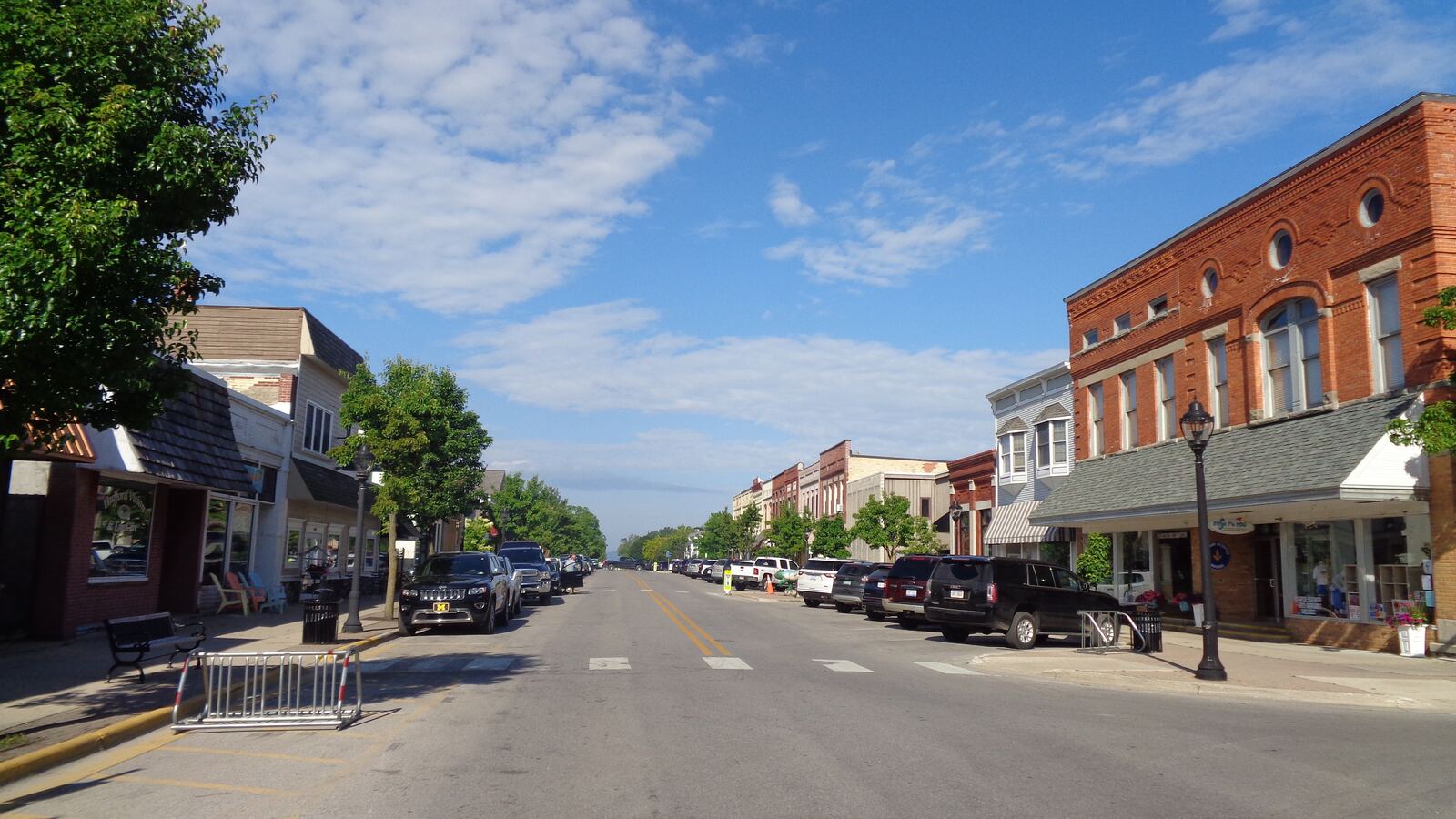 River Street, Elk Rapids