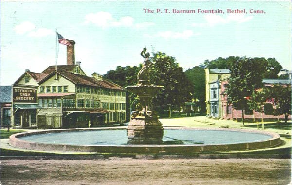 A 1914 postcard of the fountain at what is now P.T. Barnum Square