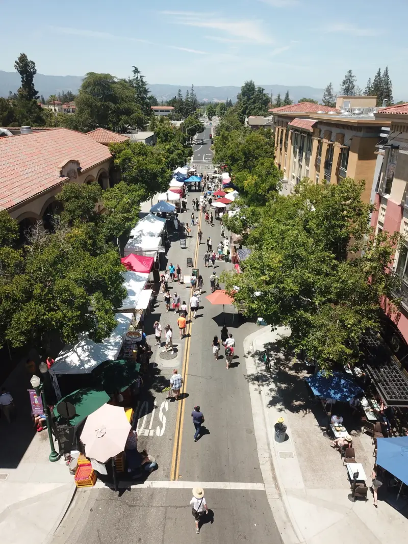 Aerial view of the Campbell farmers' market on Campbell Avenue