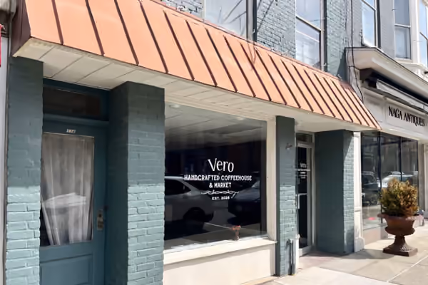Vero Handcrafted Coffeehouse & Market