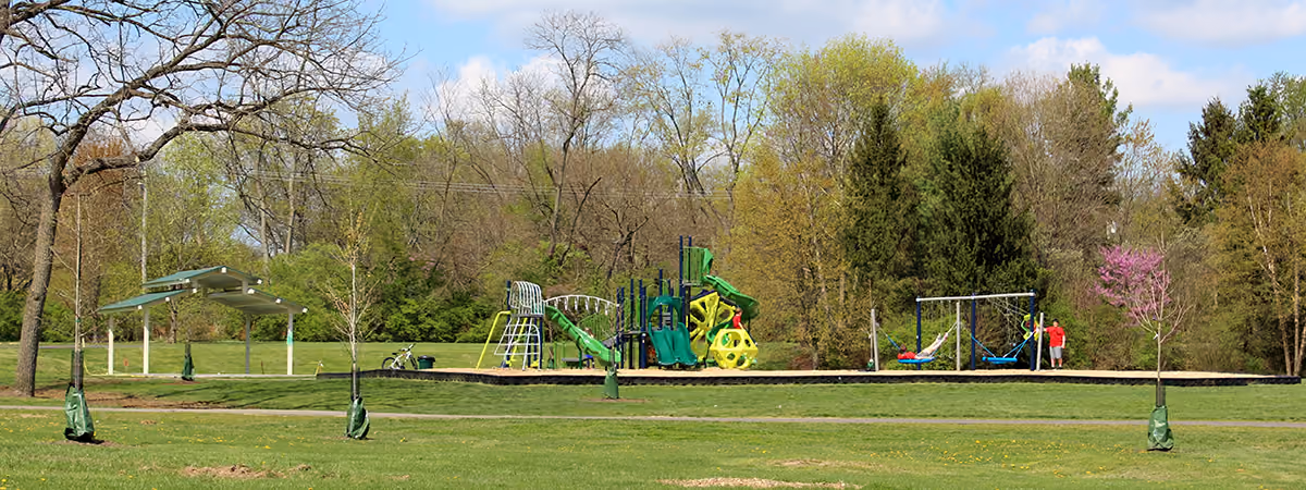 Hithergreen Park playground and small shelter