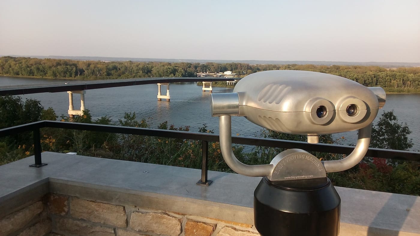A coin-operated viewfinder telescope at the bluff-top river overlook in Louisiana, Missouri.