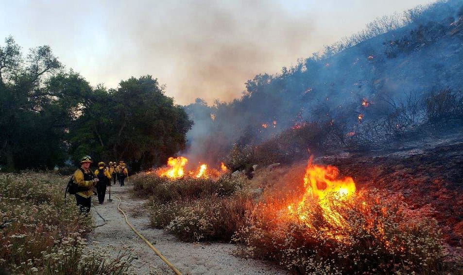 Pechanga Fire Department crews at the Apple Fire