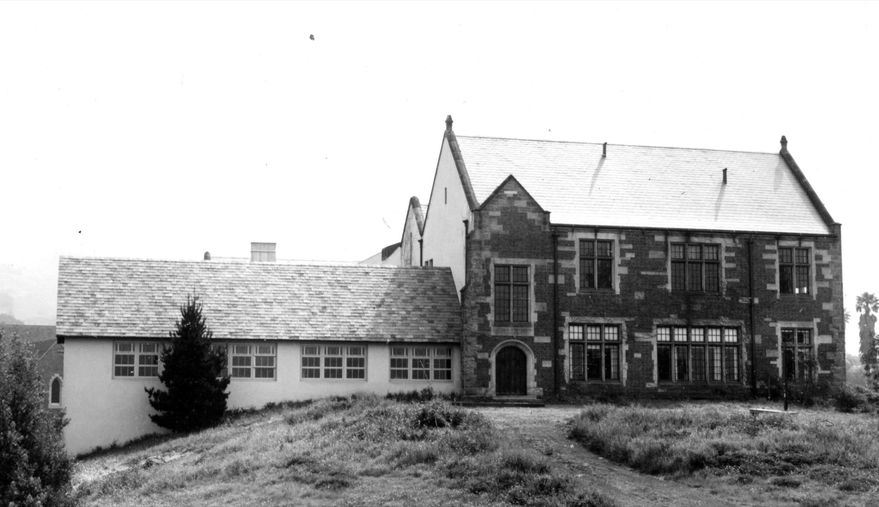 Archival photograph of the Palestine Institute building on Holy Hill