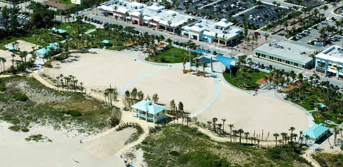 The top of Ocean Mall, a gateway to the city beach.