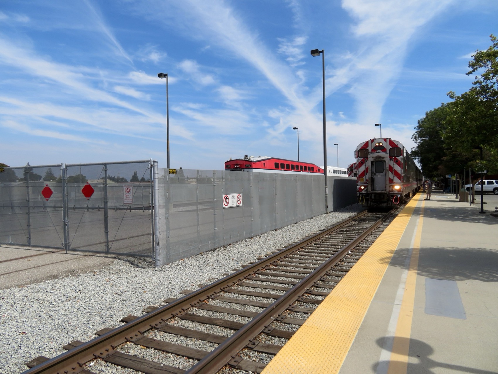 A Caltrain train at the Gilroy station platform, the connection the northbound Intercounty bus is built around
