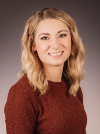 Stephanie Bernhardt, Financial Aid Assistant/Accounting Bursar