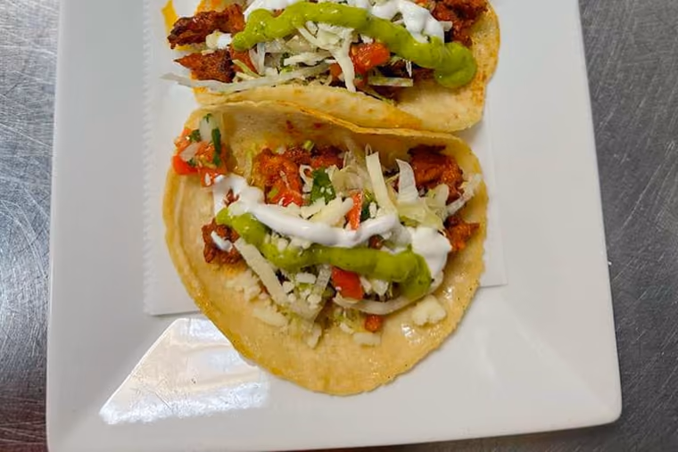 Alex's Tacos & Wings