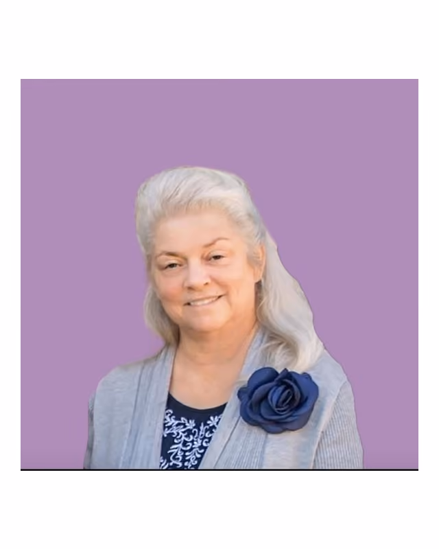 Portrait of Lisa Clark