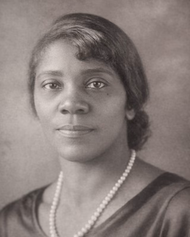 Portrait of Stella Howse Smith