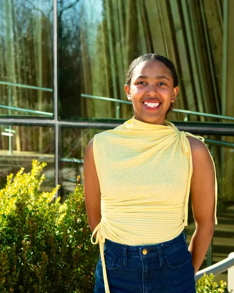 Portrait of Komari Crisp.